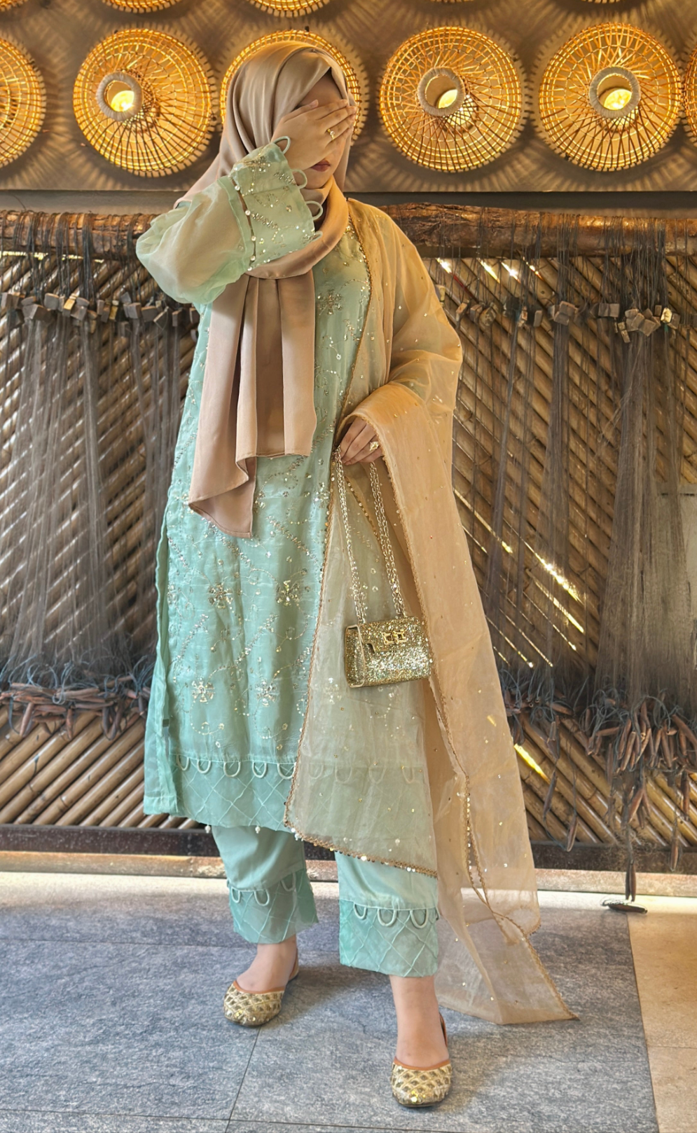 Amira's Elegance